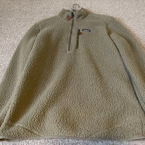 Patagonia Quarter Zip Pullover